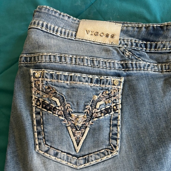 Vigoss Cut Off Shorts - Picture 3 of 5